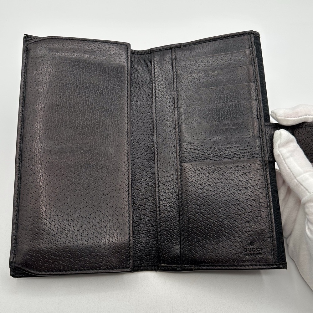Gucci Sherry Bow Black Wallet with Gold Accents - Picture 2 of 13